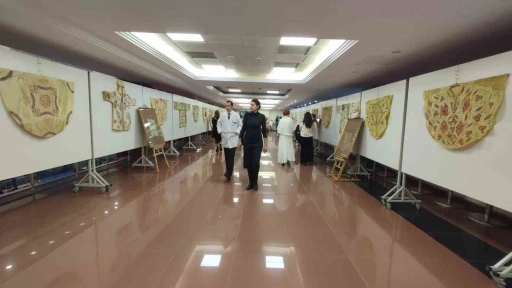 Osmanlı motifleri ve T&uuml;rk İslam sanatının ihtişamı g&ouml;r&uuml;c&uuml;ye &ccedil;ıktı
