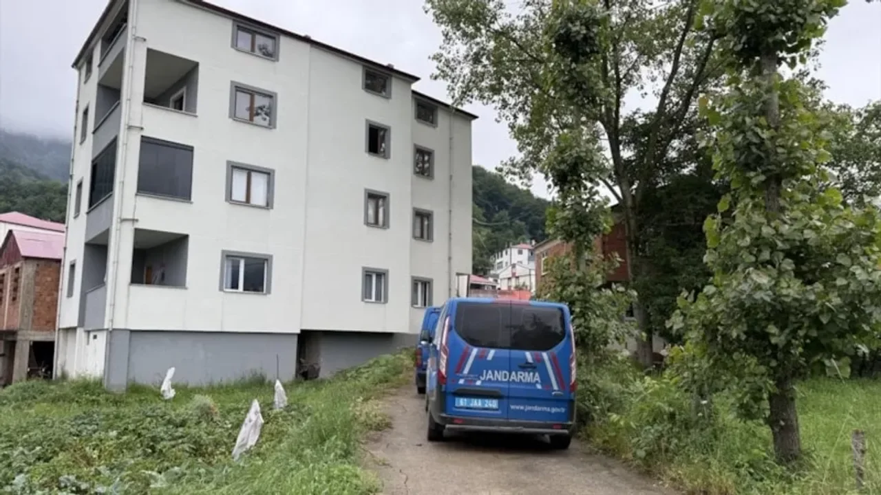 'Ot bi&ccedil;me' kavgasında bilan&ccedil;o ağırlaşıyor! 14 yaşındaki Ekrem de hayatını kaybetti