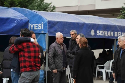 Otel yangınında &ouml;len 4 kişilik Adanalı aile i&ccedil;in taziye &ccedil;adırı kuruldu
