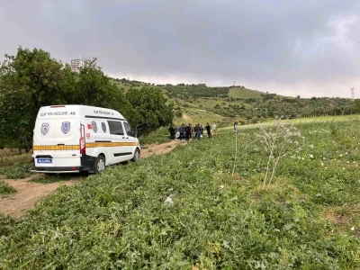 Otomobil i&ccedil;erisinde pompalı t&uuml;fekle &ouml;ld&uuml;r&uuml;ld&uuml;