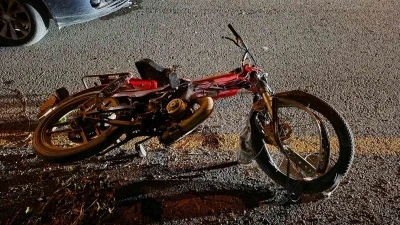 Otomobil ile motosiklet kafa kafaya &ccedil;arpıştı: 1 &ouml;l&uuml;