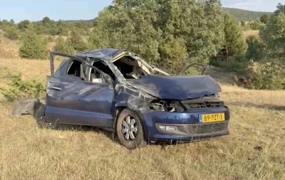 Otomobil şarampole yuvarlandı: 1 &ouml;l&uuml;