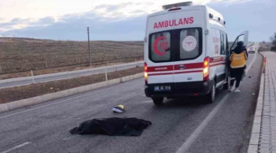 Otomobilin &ccedil;arptığı yaya, hayatını kaybetti