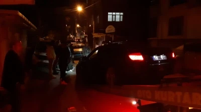 Otomobilinde defalarca bı&ccedil;aklanmıştı, hayatını kaybetti