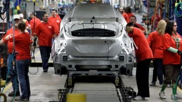 Otomotiv devinden işten &ccedil;ıkarmalar