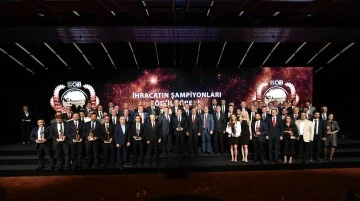 Otomotivde 'İhracatın Şampiyonları' &ouml;d&uuml;llendirildi   