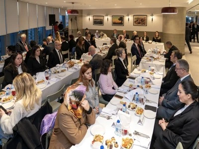 OYAK y&ouml;netimi, şehit aileleriyle iftar programında bir araya geldi