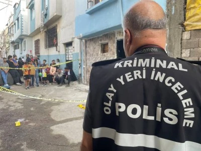 &Ouml;z kardeşini bı&ccedil;aklayarak &ouml;ld&uuml;rd&uuml;