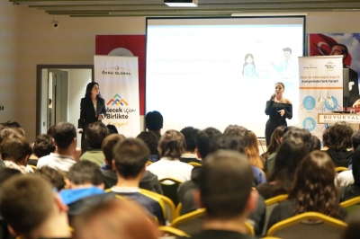 &Ouml;zak Global Holding, Meslek Lisesi &Ouml;ğrencileri İ&ccedil;in Kariyer G&uuml;nleri Başlattı