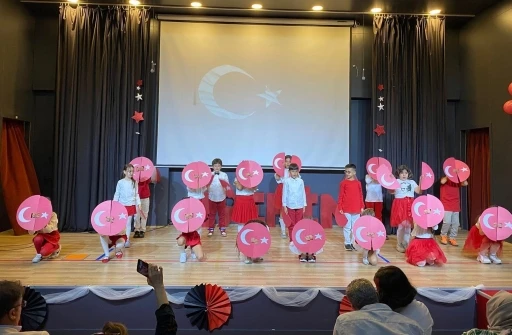 &Ouml;zel Adıyaman Doğa Koleji&rsquo;nde Cumhuriyet Bayramı kutlandı
