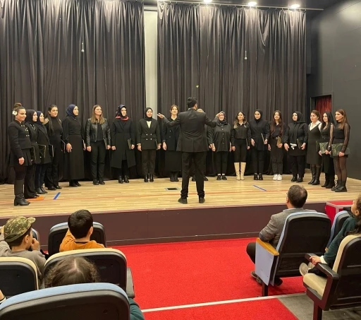 &Ouml;zel Adıyaman Doğa Koleji&rsquo;nde &Ouml;ğretmenler G&uuml;n&uuml; kutlandı
