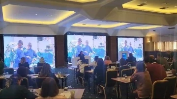 B&ouml;brek naklini doktorlar canlı izledi