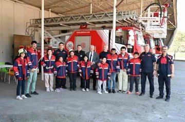 &Ouml;zel &ccedil;ocuklar itfaiyeci oldu
