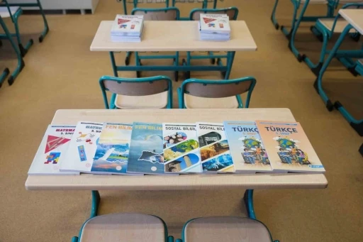 &Ouml;zel okul velileri, &ldquo;Ders Kitabı&rdquo; i&ccedil;in &uuml;cret &ouml;demeyecek
