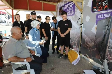 (&Ouml;ZEL) Vali ve belediye başkanı dijital d&uuml;nyada ter d&ouml;kt&uuml;
