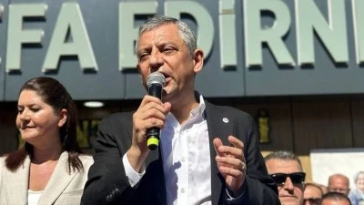 &Ouml;zg&uuml;r &Ouml;zel: B&uuml;t&uuml;n otoyolları devletleştireceğiz