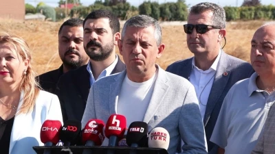 &Ouml;zg&uuml;r &Ouml;zel: 'B&uuml;t&uuml;n toplum iddianame bekliyor"