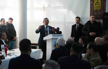 &Ouml;zg&uuml;r &Ouml;zel&rsquo;den emekli maaşı teklifi: "En az asgari &uuml;cret oranında olmalı"
