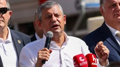 &Ouml;zg&uuml;r &Ouml;zel'den Mansur Yavaş'ın istifasına ilk yorum