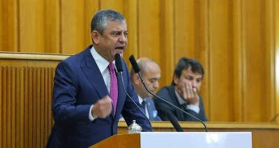 &Ouml;zg&uuml;r &Ouml;zel&rsquo;in dokunulmazlığının kaldırılması i&ccedil;in hazırlanan fezleke Adalet Bakanlığına g&ouml;nderildi
