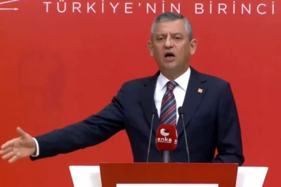 &Ouml;zg&uuml;r &Ouml;zel'in merakla beklenen konuşması