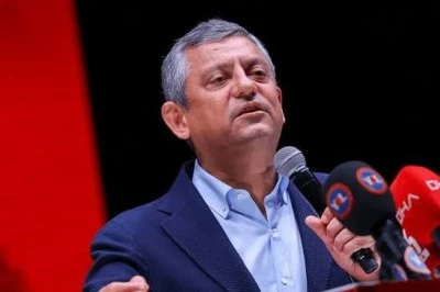 &Ouml;zg&uuml;r &Ouml;zel: T&uuml;rkiye &ouml;nemli bir d&ouml;n&uuml;ş&uuml;me tanıklık ediyor