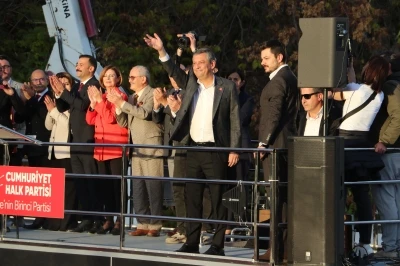 &Ouml;zg&uuml;r &Ouml;zel: T&uuml;rkiye'yi yıllar &ouml;nce başvurduğumuz Avrupa Birliği'ne taşıyacağız