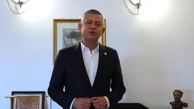 &Ouml;zg&uuml;r &Ouml;zel, Yeni Parti i&ccedil;in bağış kampanyası başladığını duyurdu