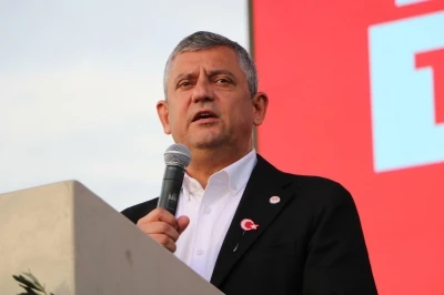 &Ouml;zg&uuml;r &Ouml;zel: Yeni Parti'yi siz kurdunuz