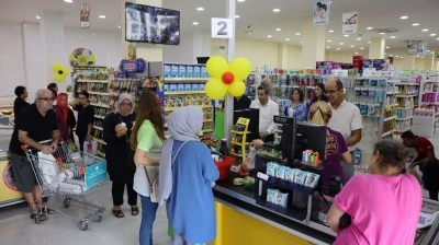 &Ouml;zhan Market'te Mayıs'ta "Dolu Dolu İndirimler" kampanyası s&uuml;r&uuml;yor