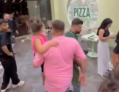 &Ouml;zl&uuml;ce'de pizzacıda iki grup arasında kavga