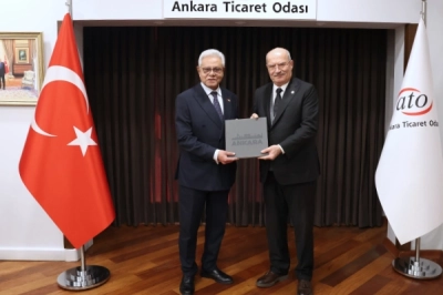 Pakistan B&uuml;y&uuml;kel&ccedil;isi Junaid, ATO Başkanı Baran'ı Ziyaret Etti