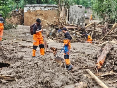 Pakistan&rsquo;daki muson yağışlarında bilan&ccedil;o ağırlaşıyor: 645 &ouml;l&uuml;