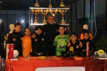 Papen Mustafa, Denizli&rsquo;de geleceğin yıldızlarını yetiştirecek
