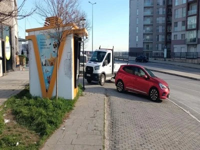 Para taşıyan banka aracını soydular