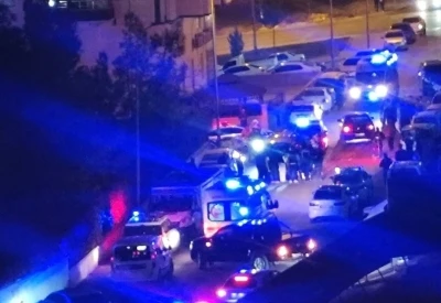 Park yeri bulamadı, d&uuml;ğ&uuml;ndekilere ateş a&ccedil;tı: 7 yaralı