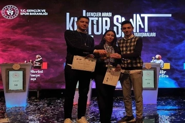 PA&Uuml; &ouml;ğrencileri bilgi yarışmasında b&ouml;lge ikincisi oldu
