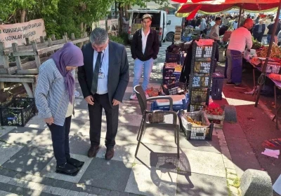 Pazarda boy-kilo s&uuml;rprizi: Hem şaşırttı hem g&uuml;ld&uuml;rd&uuml;
