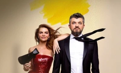  Pelin Karahan ve Tuna Kırlı "Ka&ccedil; Para Bi F&ouml;n" oyunuyla Bursa'da 