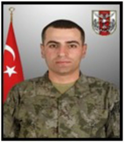 Pen&ccedil;e-Kilit b&ouml;lgesinde şehit d&uuml;şen asker t&ouml;renle memleketine uğurlandı
