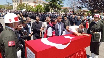 Pen&ccedil;e kilit şehidi son yolculuğuna uğurlanıyor