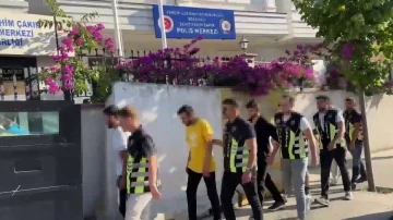 Pendik&rsquo;te havaya rastgele ateş a&ccedil;ılan asker konvoyuna 103 bin lira ceza
