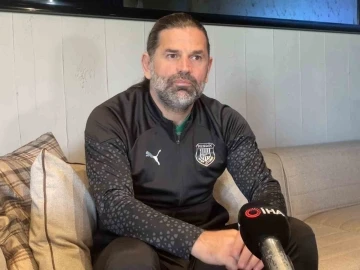 Pendikspor, İbrahim &Uuml;z&uuml;lmez ile yollarını ayırdı
