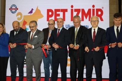 Pet Sekt&ouml;r&uuml;n&uuml;n K&uuml;resel Buluşması İzmir&rsquo;de