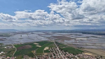 Pirin&ccedil; ekilen alanlar havadan b&ouml;yle g&ouml;r&uuml;nt&uuml;lendi: Venedik değil İpsala Ovası
