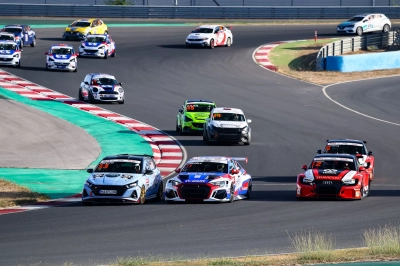 Pist Heyecanı TOSFED İstanbul Park&rsquo;ta Devam Ediyor