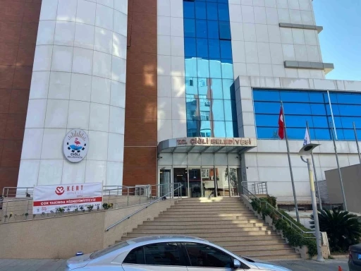 PKK&rsquo;lı kadın ter&ouml;ristin ağabeyi &Ccedil;iğli Belediyesinde g&uuml;venlik amirliği yapmış
