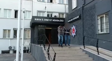 Bursa'da polis tamirci kılığına girdi, 24 yıl hapisle aranan ş&uuml;pheliyi yakaladı