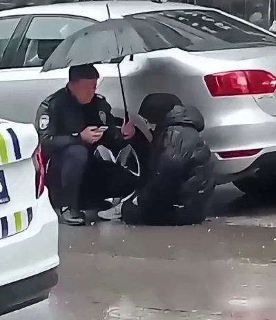 Polisten y&uuml;rek ısıtan davranış
