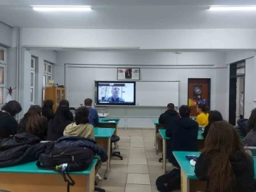 Polonyalı ve T&uuml;rk &ouml;ğrencilere s&uuml;rd&uuml;r&uuml;lebilirlik semineri
